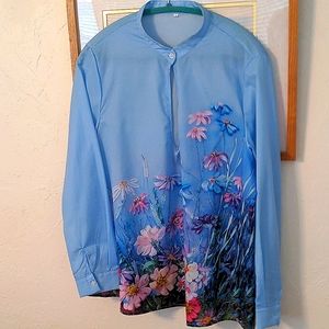 BUNDLE SOME TOPS. Floral Long Slve Blouse with Button Neck - Sz L $7